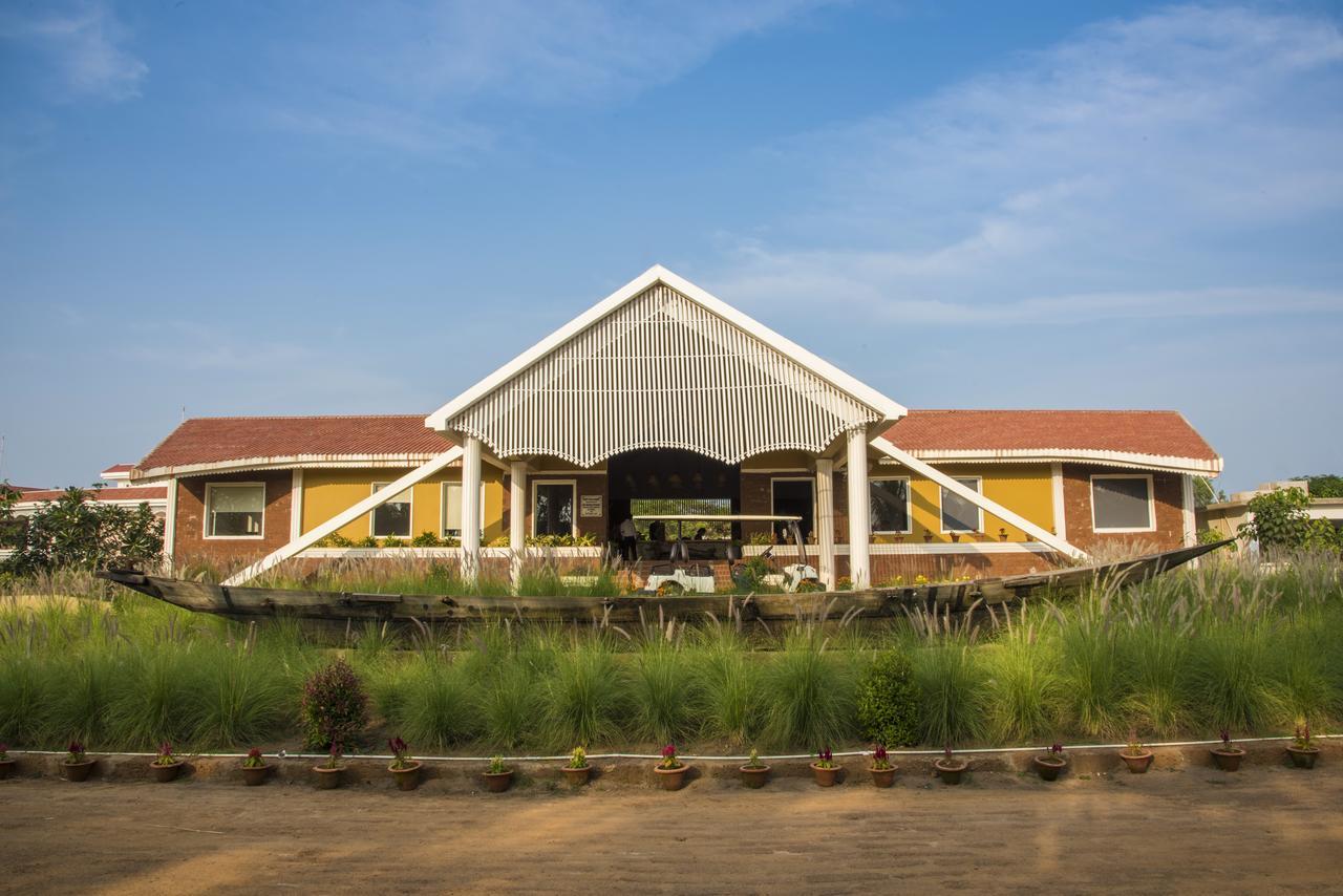 Swosti Chilika Resort Kanaipur Экстерьер фото