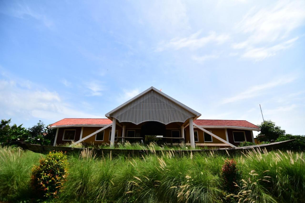 Swosti Chilika Resort Kanaipur Экстерьер фото